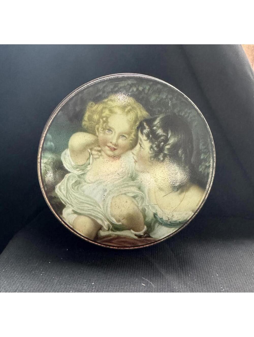 Collectible - Vintage Thorne’s Toffee Tin